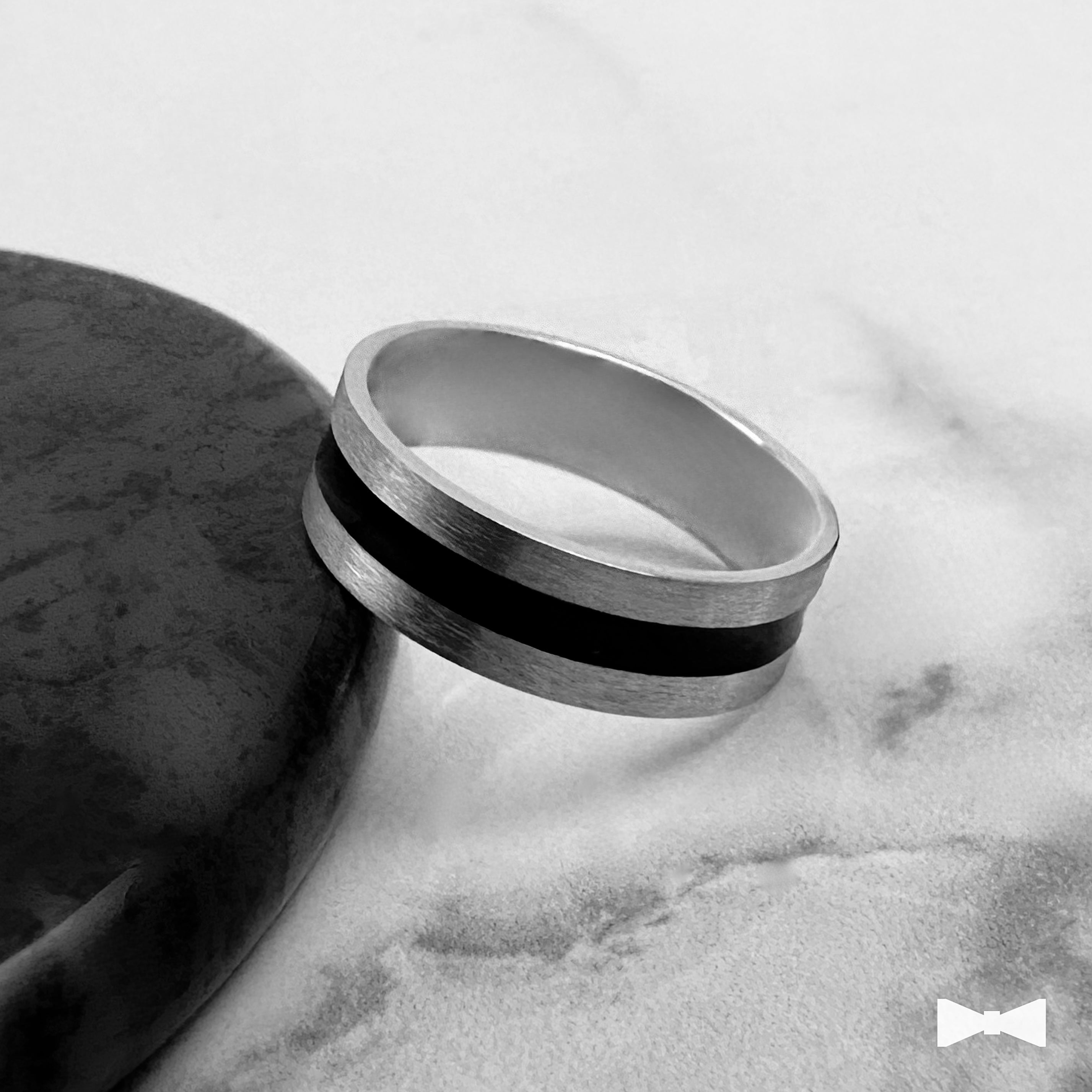 Anillo Black Line Phantom